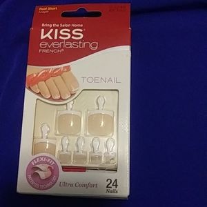 KISS Glue On Toenails NWT